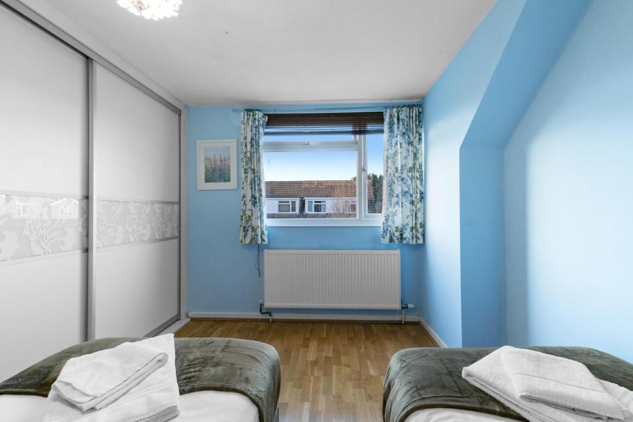 Staiforce 2 Bedroom House With Parking Maidenhead Buitenkant foto