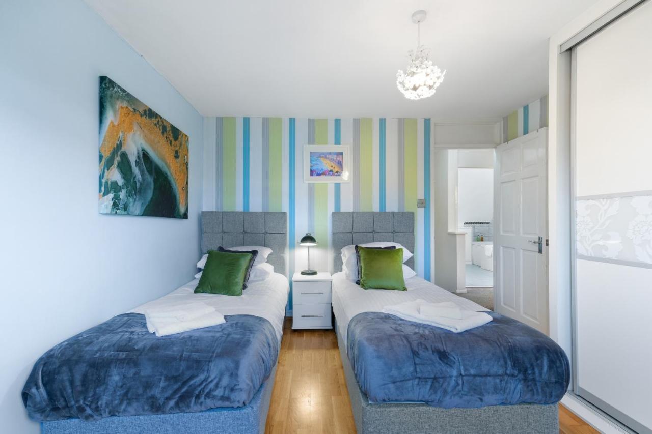 Staiforce 2 Bedroom House With Parking Maidenhead Buitenkant foto